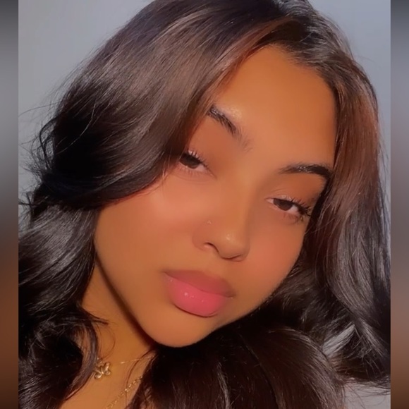 melaniezabala70